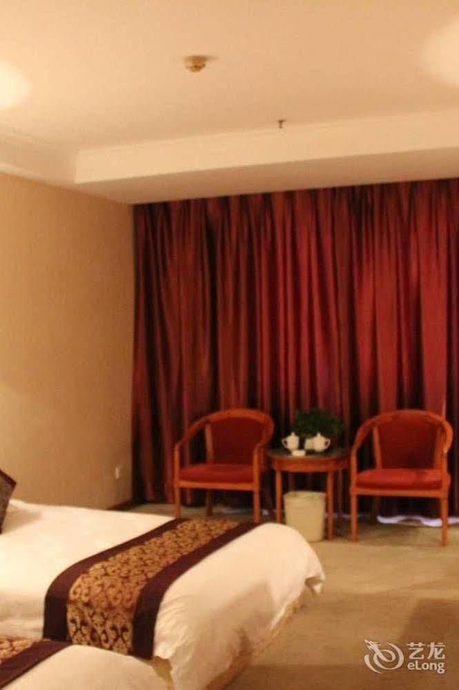 Tianhong Hotel Heze Exterior foto